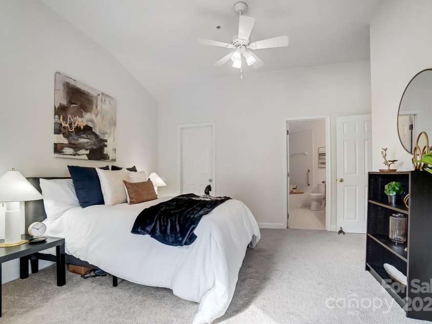 7836 Village Harbor Drive, Cornelius, NC 28031.  MLS# CAR4243199, YatesRealty ID 16863. 