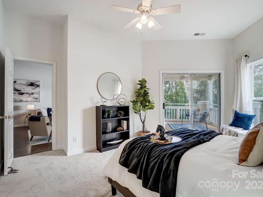 7836 Village Harbor Drive, Cornelius, NC 28031.  MLS# CAR4243199, YatesRealty ID 16863. 