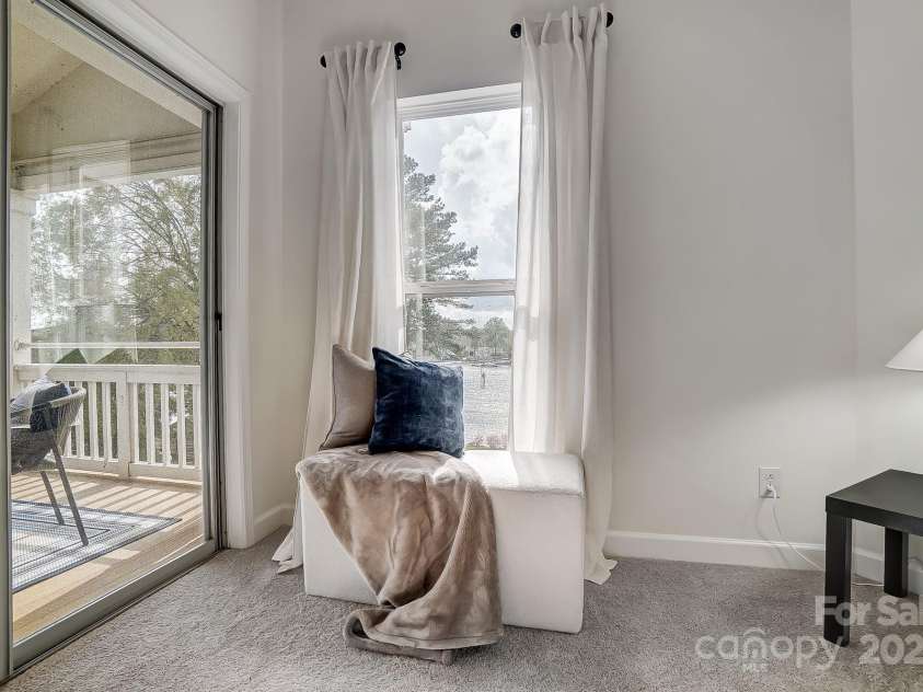 7836 Village Harbor Drive, Cornelius, NC 28031.  MLS# CAR4243199, YatesRealty ID 16863. 