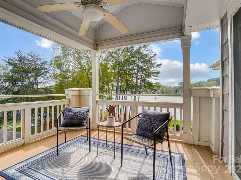 7836 Village Harbor Drive, Cornelius, NC 28031.  MLS# CAR4243199, YatesRealty ID 16863. 