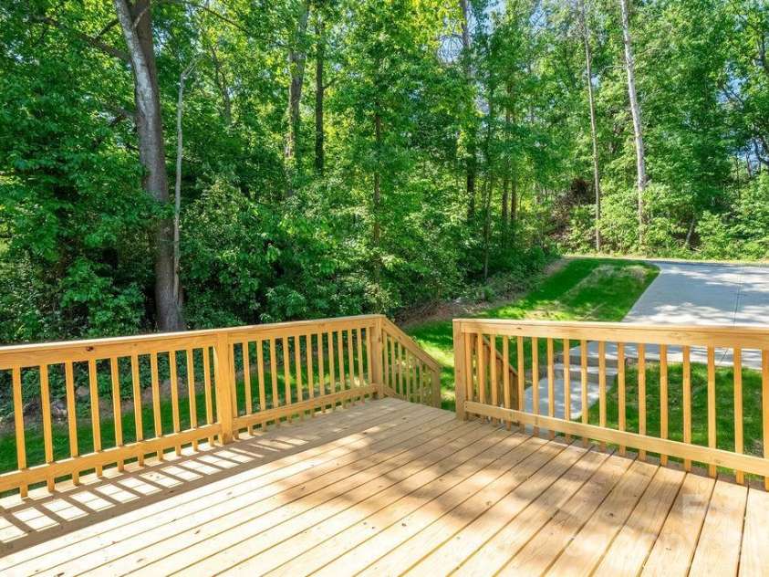 130 Sequoia Drive, Gastonia, NC 28052.  MLS# CAR4372703, YatesRealty ID 16864. 