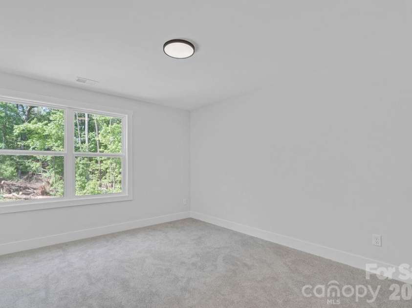 130 Sequoia Drive, Gastonia, NC 28052.  MLS# CAR4372703, YatesRealty ID 16864. 
