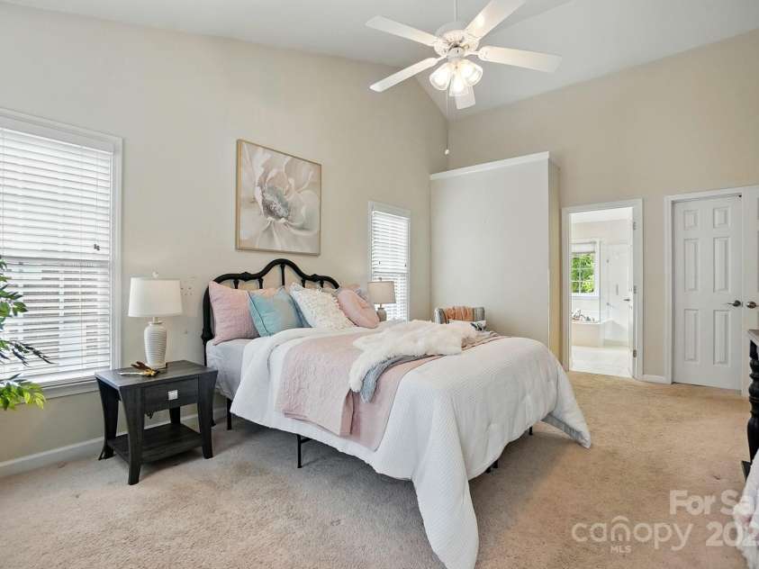 2725 Cotton Planter Lane, Charlotte, NC 28270.  MLS# CAR4259759, YatesRealty ID 16864. 