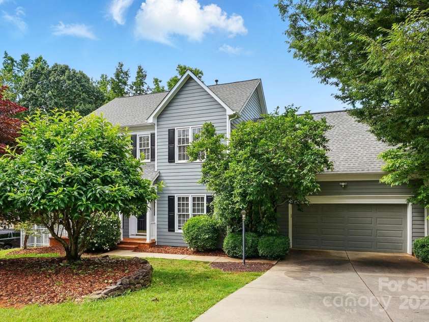 2725 Cotton Planter Lane, Charlotte, NC 28270.  MLS# CAR4259759, YatesRealty ID 16864. 