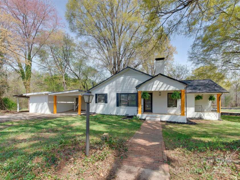 1209 Mount Ulla Highway, Mooresville, NC 28115.  MLS# CAR4242312, YatesRealty ID 16865. Home Sweet Home