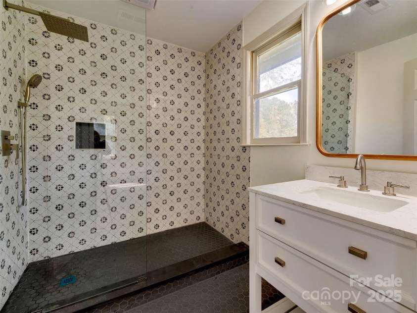 1209 Mount Ulla Highway, Mooresville, NC 28115.  MLS# CAR4242312, YatesRealty ID 16865. Primary Bathroom