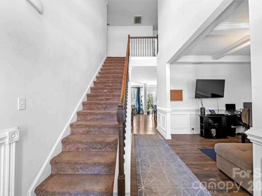2408 Winding River Drive, Charlotte, NC 28214.  MLS# CAR4357209, YatesRealty ID 16865. 