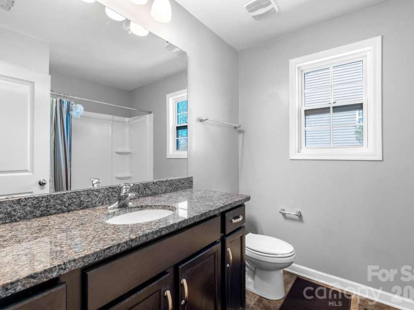 2408 Winding River Drive, Charlotte, NC 28214.  MLS# CAR4357209, YatesRealty ID 16865. 