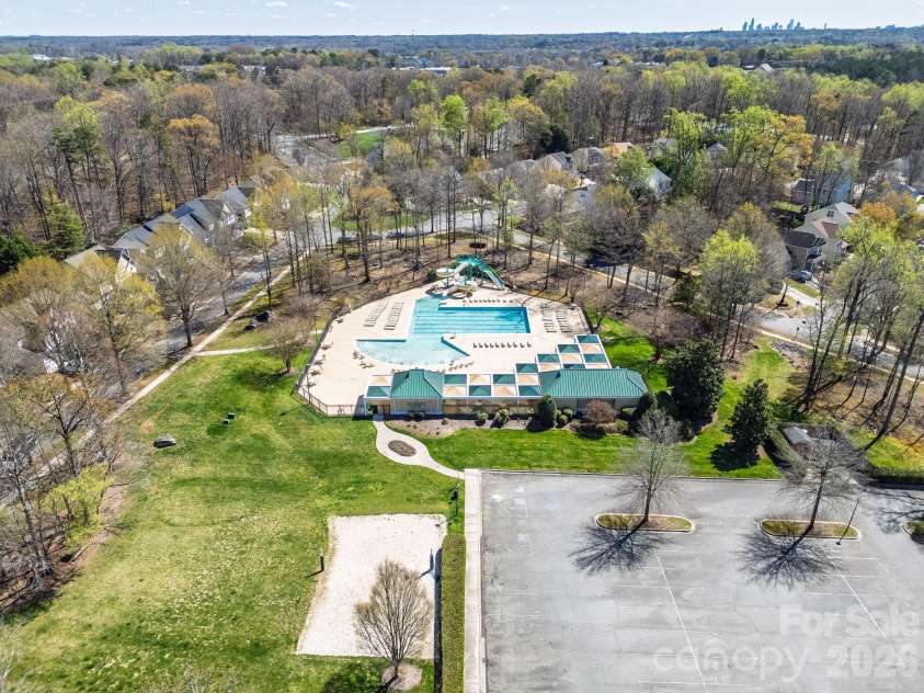 2408 Winding River Drive, Charlotte, NC 28214.  MLS# CAR4357209, YatesRealty ID 16865. 