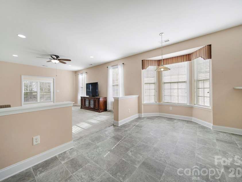 901 Platinum Drive, Fort Mill, SC 29708.  MLS# CAR4359752, YatesRealty ID 16866. 
