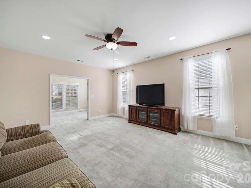 901 Platinum Drive, Fort Mill, SC 29708.  MLS# CAR4359752, YatesRealty ID 16866. 