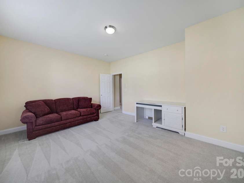 901 Platinum Drive, Fort Mill, SC 29708.  MLS# CAR4359752, YatesRealty ID 16866. 