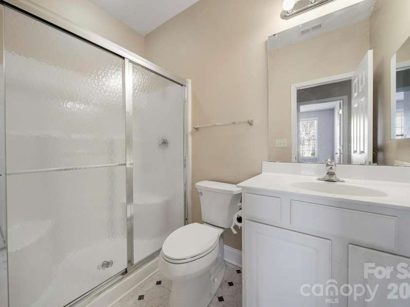 901 Platinum Drive, Fort Mill, SC 29708.  MLS# CAR4359752, YatesRealty ID 16866. 