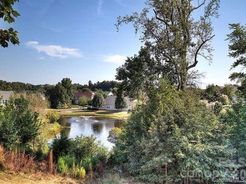 901 Platinum Drive, Fort Mill, SC 29708.  MLS# CAR4359752, YatesRealty ID 16866. 
