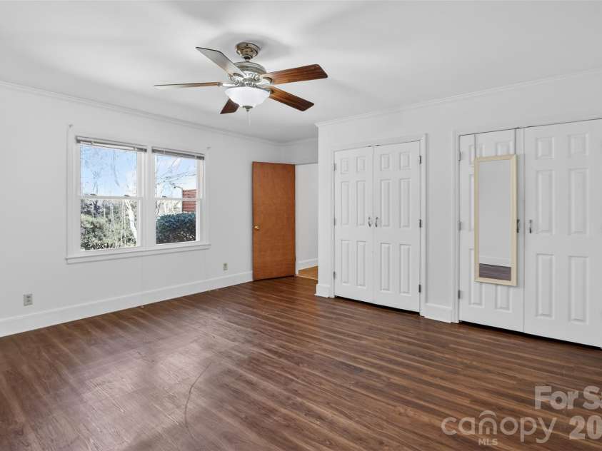 46 Pinecrest Avenue, Great Falls, SC 29055.  MLS# CAR4354647, YatesRealty ID 16867. 