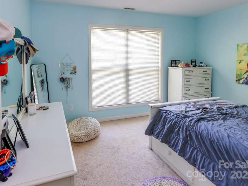 69 Ivy Lane, Fletcher, NC 28732.  MLS# CAR4257860, YatesRealty ID 16867. 