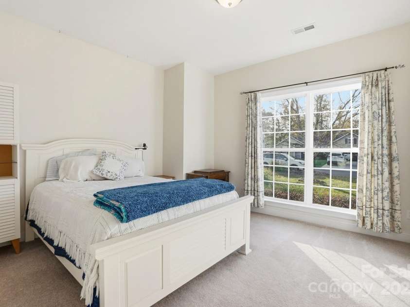 912 Gold Finch Circle, Fort Mill, SC 29715.  MLS# CAR4321899, YatesRealty ID 1687. 