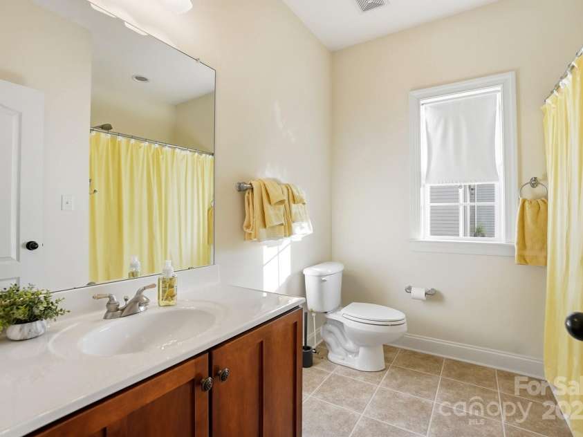 912 Gold Finch Circle, Fort Mill, SC 29715.  MLS# CAR4321899, YatesRealty ID 1687. 