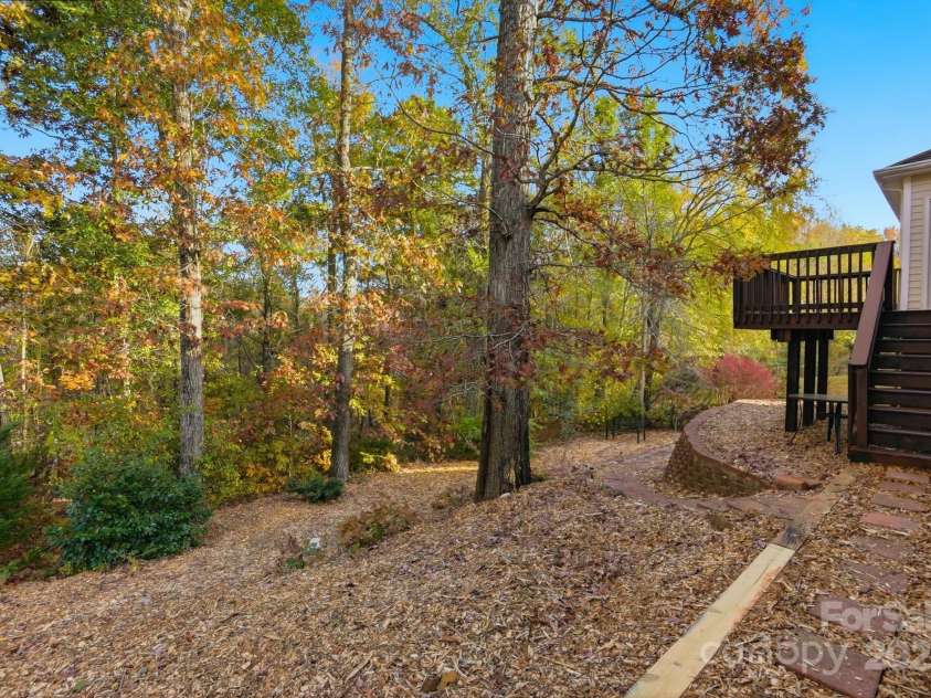 912 Gold Finch Circle, Fort Mill, SC 29715.  MLS# CAR4321899, YatesRealty ID 1687. 