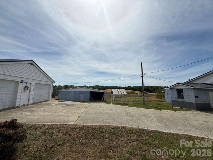 1601 Olive Branch Road, Polkton, NC 28135.  MLS# CAR4368165, YatesRealty ID 16870. 