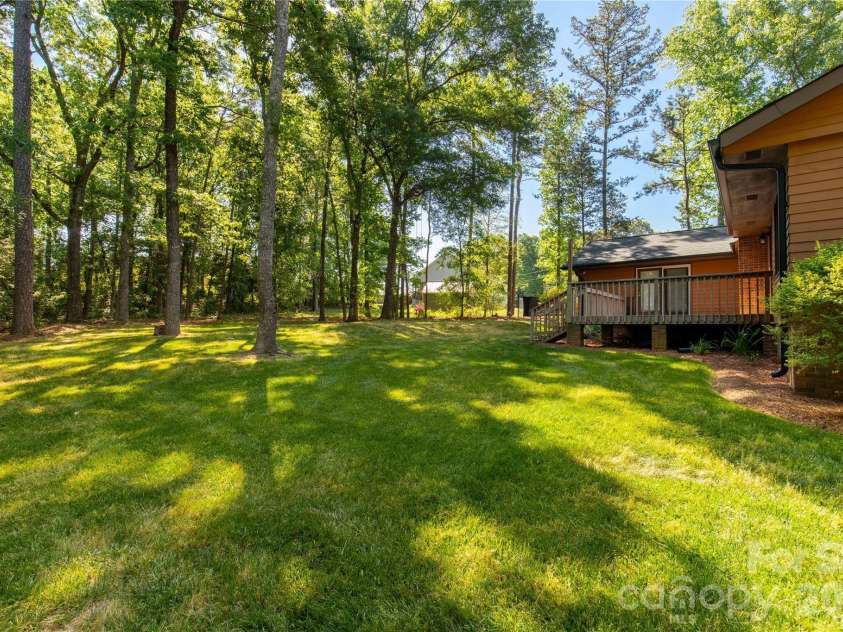 328 Dana Drive, Catawba, SC 29704.  MLS# CAR4373252, YatesRealty ID 16872. 