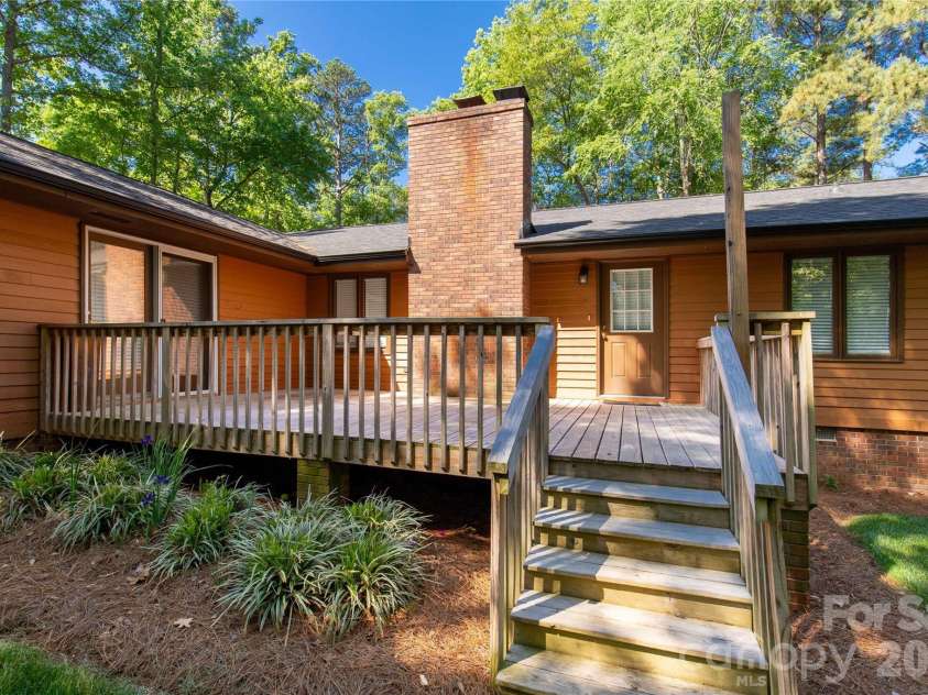 328 Dana Drive, Catawba, SC 29704.  MLS# CAR4373252, YatesRealty ID 16872. 