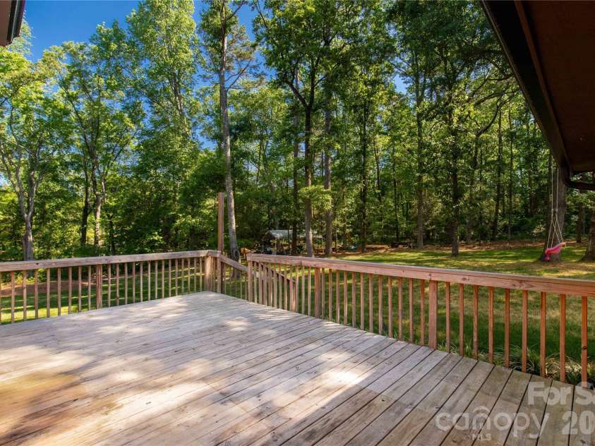 328 Dana Drive, Catawba, SC 29704.  MLS# CAR4373252, YatesRealty ID 16872. 
