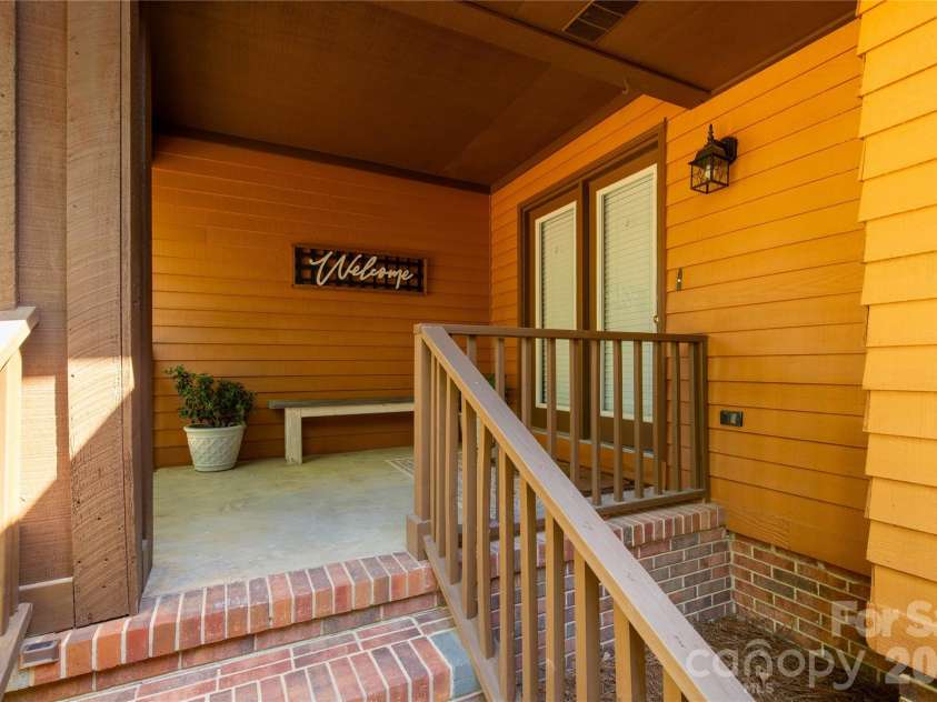328 Dana Drive, Catawba, SC 29704.  MLS# CAR4373252, YatesRealty ID 16872. 
