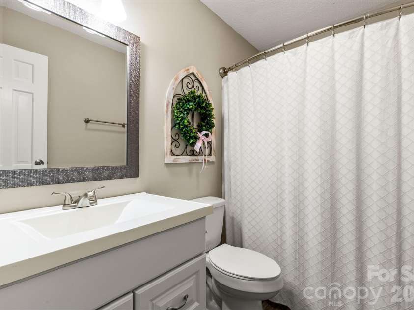 328 Dana Drive, Catawba, SC 29704.  MLS# CAR4373252, YatesRealty ID 16872. 