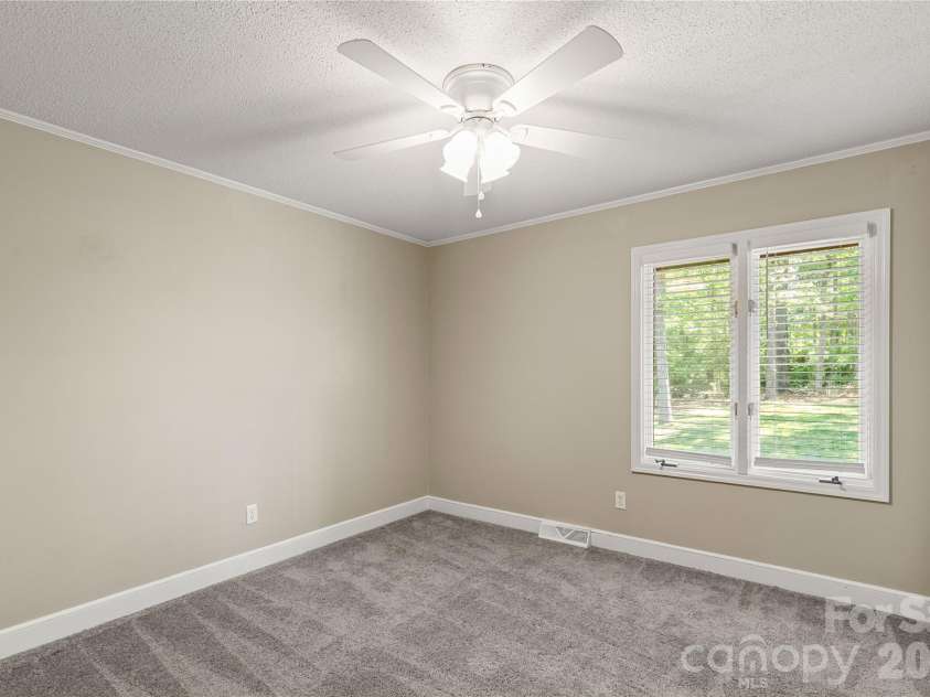 328 Dana Drive, Catawba, SC 29704.  MLS# CAR4373252, YatesRealty ID 16872. 