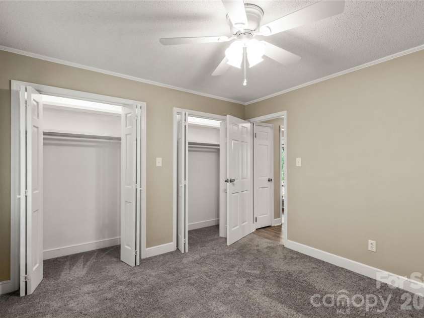 328 Dana Drive, Catawba, SC 29704.  MLS# CAR4373252, YatesRealty ID 16872. 