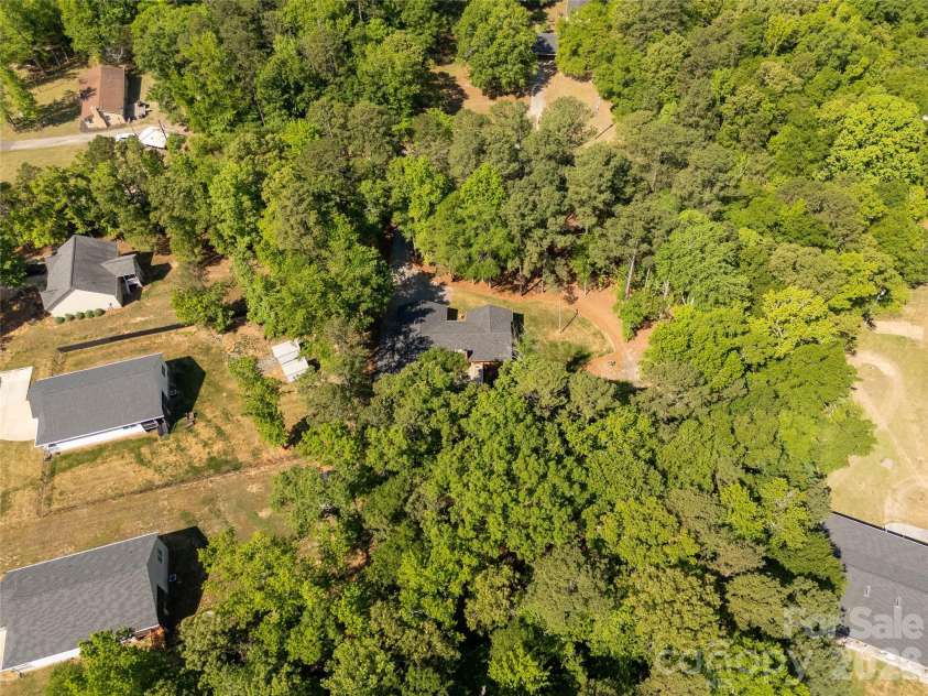 328 Dana Drive, Catawba, SC 29704.  MLS# CAR4373252, YatesRealty ID 16872. 