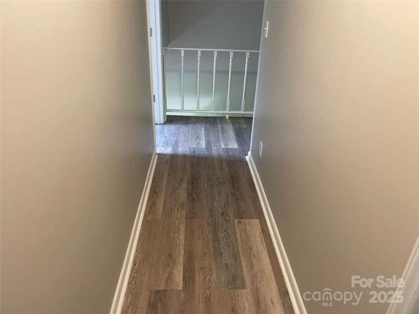 298 Haven Hill Lane, Thomasville, NC 27360.  MLS# CAR4266273, YatesRealty ID 16873. 