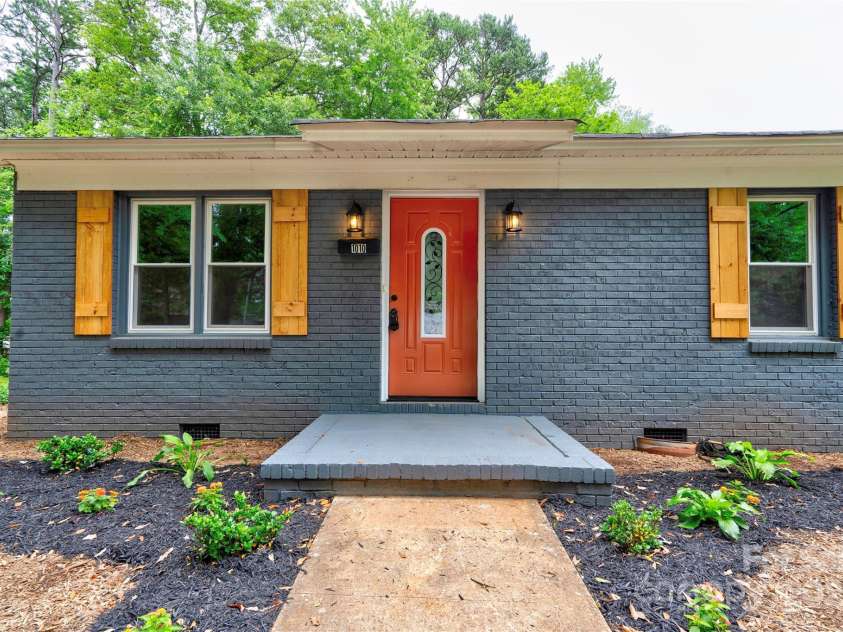 1010 Fallston Road, Shelby, NC 28150.  MLS# CAR4265543, YatesRealty ID 16874. Front