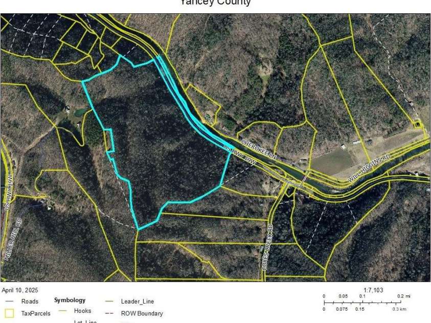 12982 US HWY 19W None, Burnsville, NC 28714.  MLS# CAR4234088, YatesRealty ID 16876. Gis map