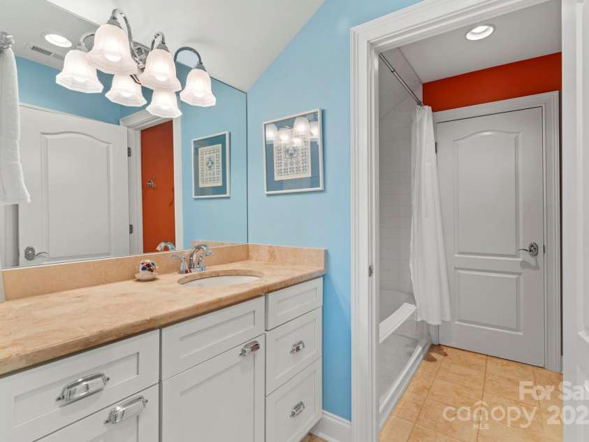 142 Paisley Lane, Pisgah Forest, NC 28768.  MLS# CAR4265625, YatesRealty ID 16877. 