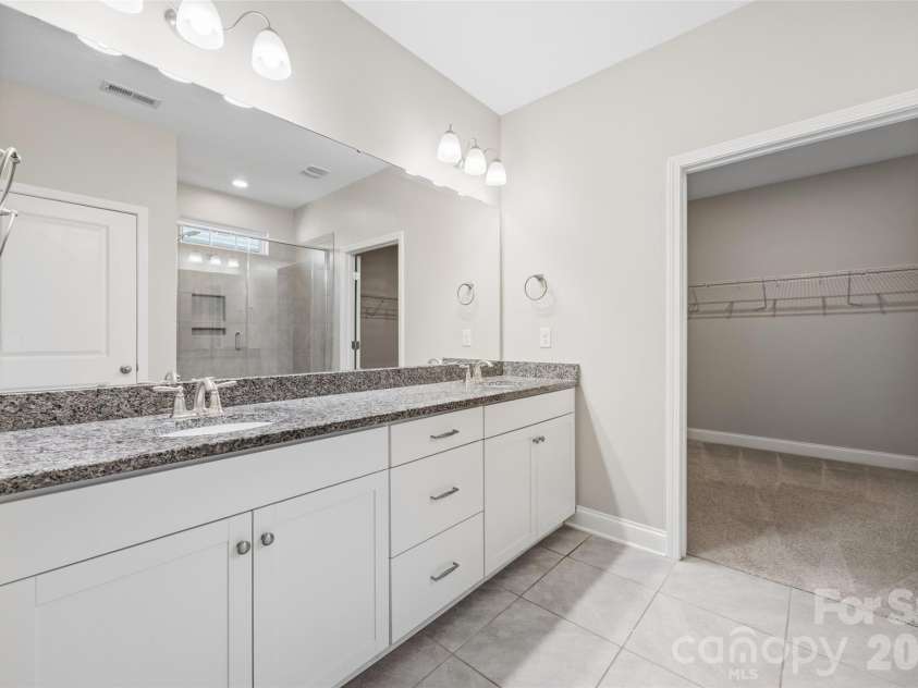 269 Robinwood Lane, Clover, SC 29710.  MLS# CAR4370737, YatesRealty ID 16879. 