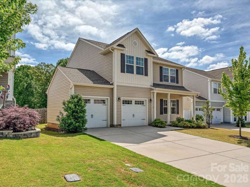118 Fairfield Drive, Troutman, NC 28166.  MLS# CAR4373399, YatesRealty ID 16880. 