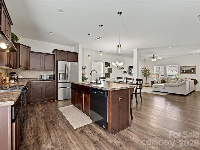 118 Fairfield Drive, Troutman, NC 28166.  MLS# CAR4373399, YatesRealty ID 16880. 