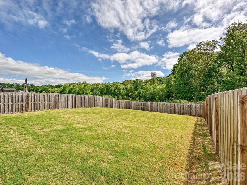 118 Fairfield Drive, Troutman, NC 28166.  MLS# CAR4373399, YatesRealty ID 16880. 