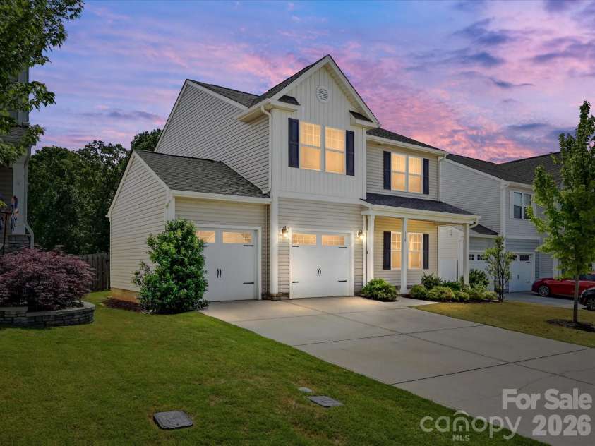 118 Fairfield Drive, Troutman, NC 28166.  MLS# CAR4373399, YatesRealty ID 16880. 