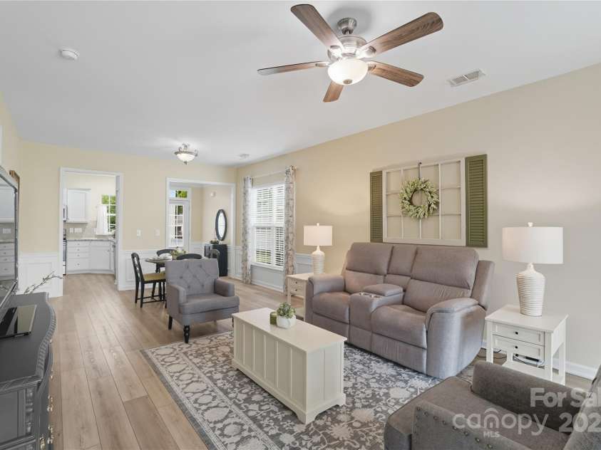 17436 Hawks View Drive, Indian Land, SC 29707.  MLS# CAR4309936, YatesRealty ID 16883. Living Room