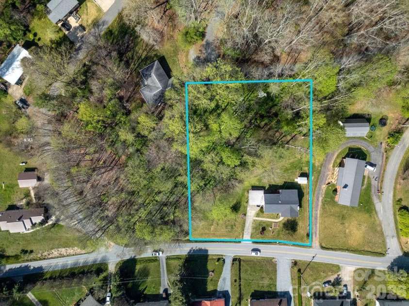 1482 Island Ford Road, Brevard, NC 28712.  MLS# CAR4366891, YatesRealty ID 16887. 