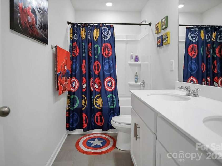 2013 Eastway Drive, Dallas, NC 28034.  MLS# CAR4265689, YatesRealty ID 16887. 