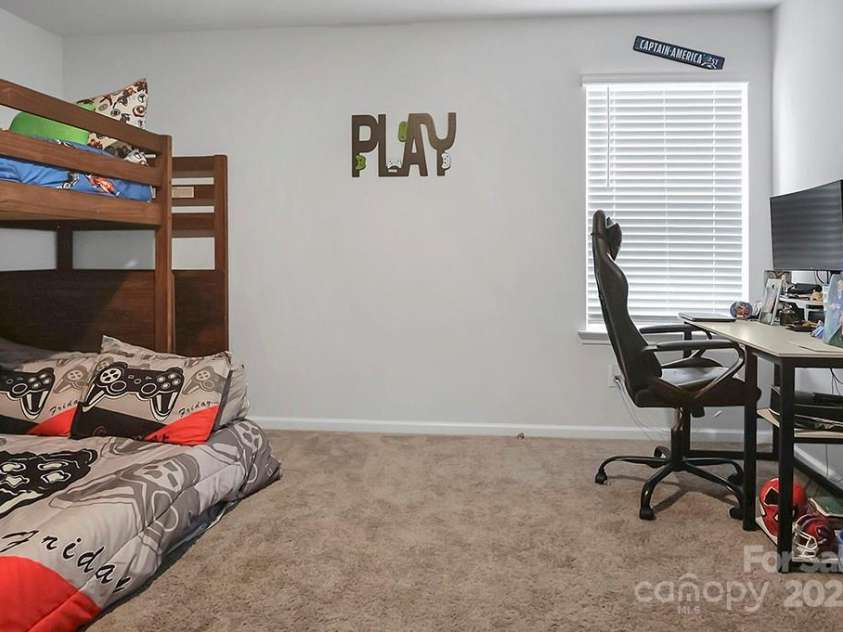 2013 Eastway Drive, Dallas, NC 28034.  MLS# CAR4265689, YatesRealty ID 16887. 