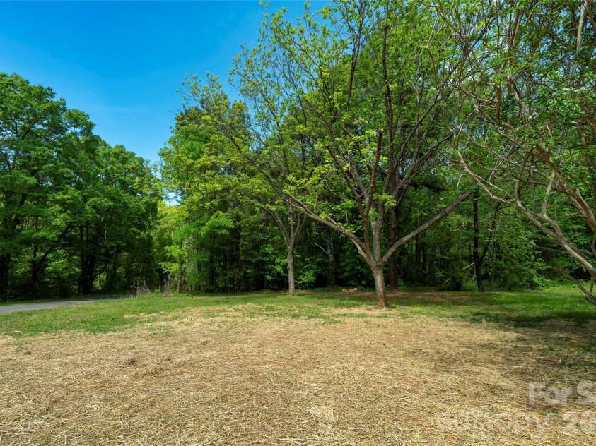 435 Mahaffey Drive, Salisbury, NC 28146.  MLS# CAR4370943, YatesRealty ID 16888. 