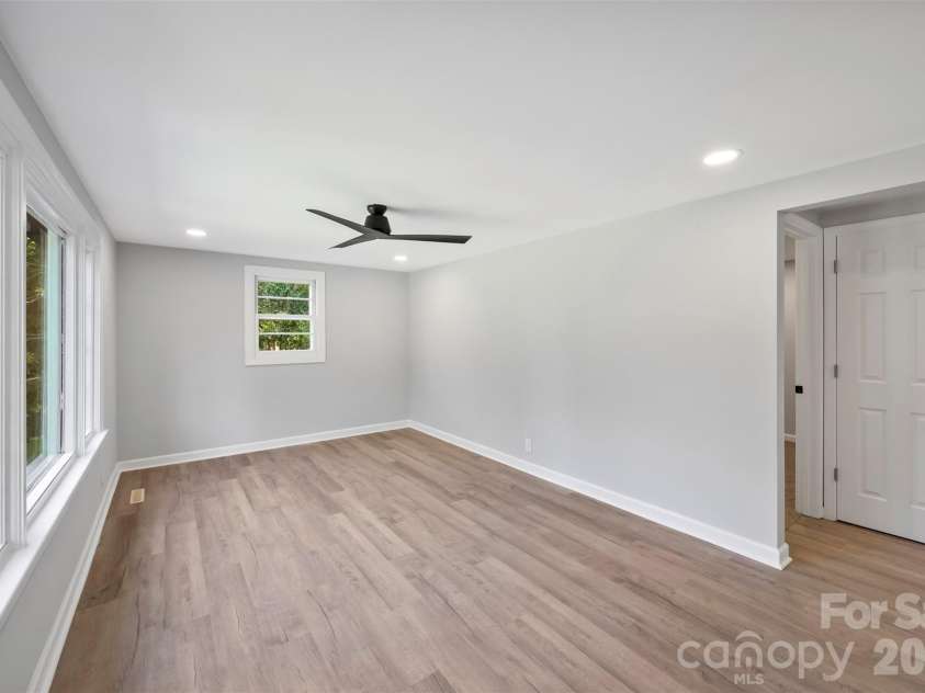 435 Mahaffey Drive, Salisbury, NC 28146.  MLS# CAR4421848, YatesRealty ID 16888. 