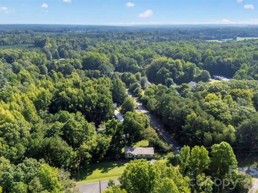 435 Mahaffey Drive, Salisbury, NC 28146.  MLS# CAR4421848, YatesRealty ID 16888. 