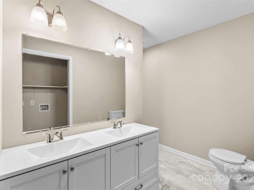 2126 Kincaid Hill Road, Lenoir, NC 28645.  MLS# CAR4266603, YatesRealty ID 16889. 