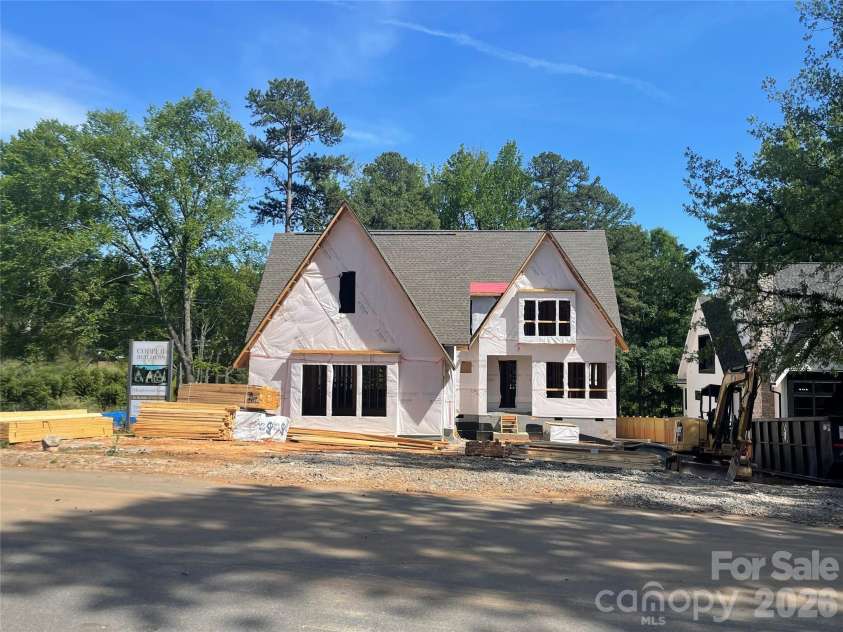 1205 Meadowood Lane, Charlotte, NC 28211.  MLS# CAR4344070, YatesRealty ID 1689. 